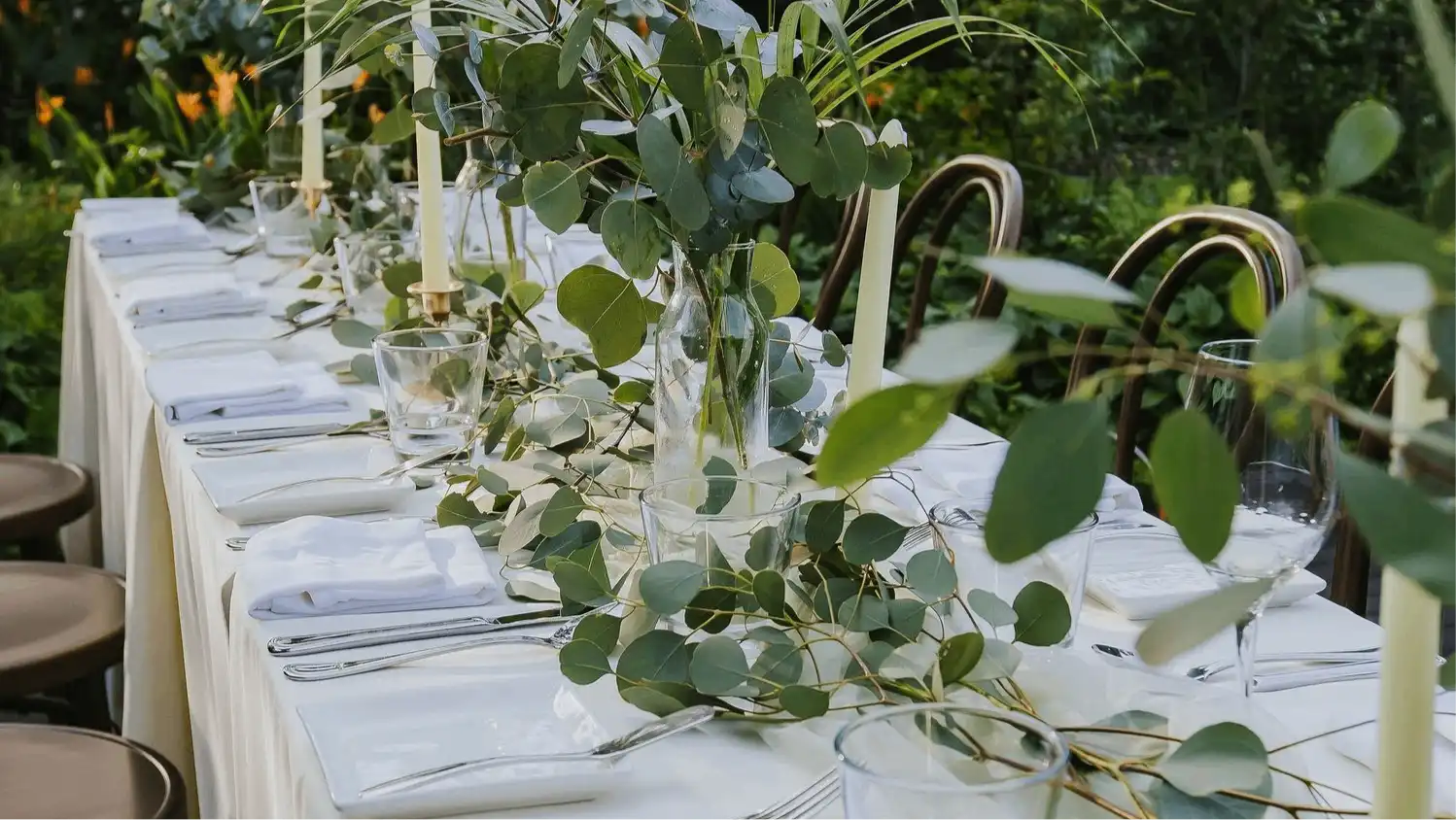 idyllic garden dining experience